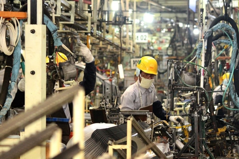 Saatnya Industri Bangkit Bersama