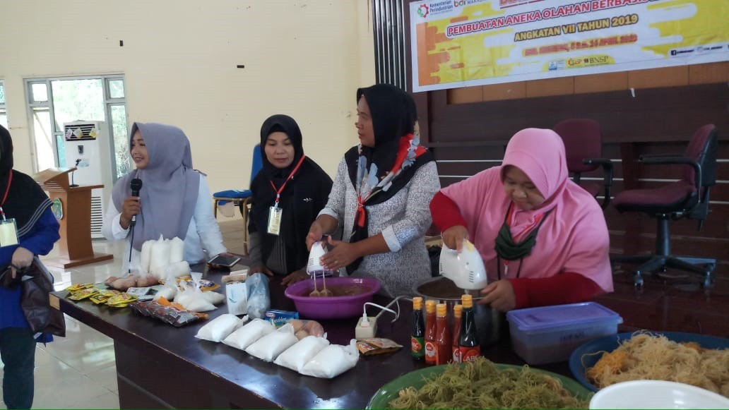 Lewat ‘Ikan Dori’,  Dorong Peningkatan Wirausaha Baru di Pesisir