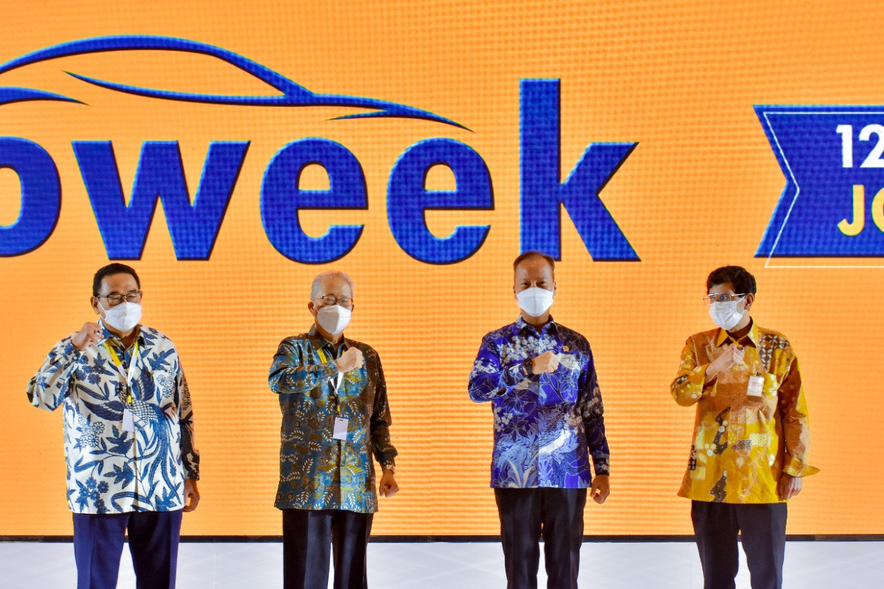 Industri Otomotif Berkontribusi Menjaga Lingkungan Hijau