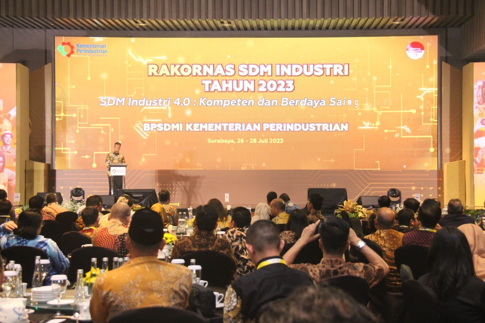Wujudkan Jadi Negara Maju, RI Siapkan SDM Industri Produktif dan Kompeten