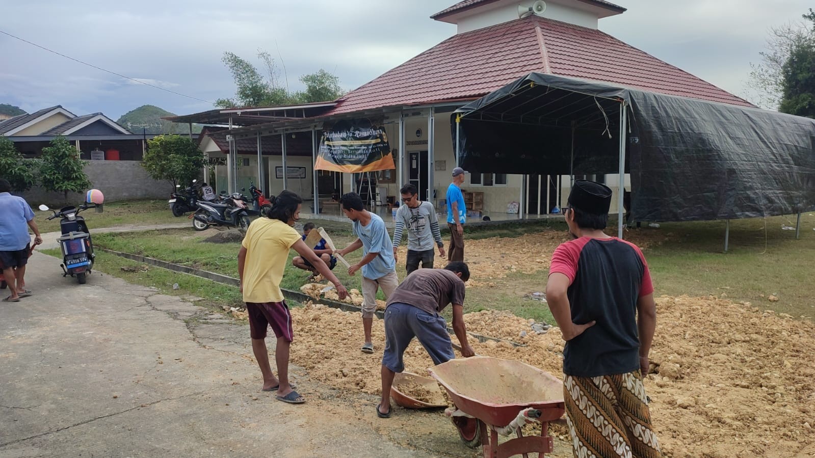 Bersih-Bersih Menyambut Ramadhan